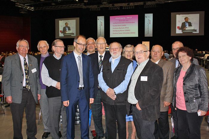 Der neue DBB Chef in NRW, Roland Staude (4. von links), mit dem starken BRH-Team. Auf dem Foto fehlt Carl Schlesinger, der in Bochum den DBB KV Euskirchen vertrat.