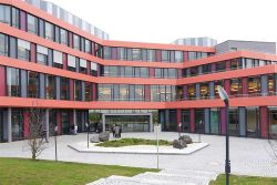Eingang dm-Verteilzentrum Weilerswist Eingang dm-Verteilzentrum Weilerswist