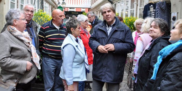 Stadtführer hatte in seinem norddeutschen "Slang" und mit flotten Sprüchen viel drauf.