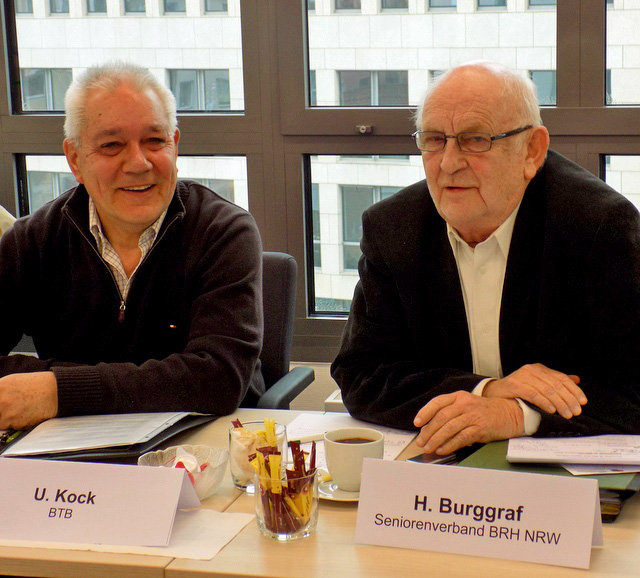 (Euskirchen) Mit einem überaus deutlichen Vertrauensbeweis und einem Votum von 28:4-Stimmen wurde Mathia Arent-Krüger (VBE) zur ersten Vorsitzenden der neukonstituierten Landesseniorenvertretung des DBB NRW gewählt.